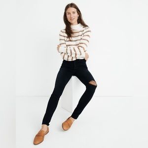 Madewell 10" High-Rise Skinny Jeans in Macalester Wash: Knee-Rip Edition size 28